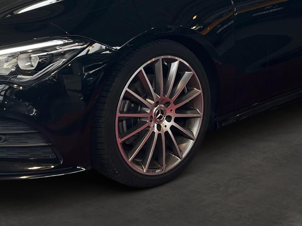 Fahrzeugabbildung Mercedes-Benz CLA 200 SB AMG Navi LED SHZ Sport Ambie. SpurH