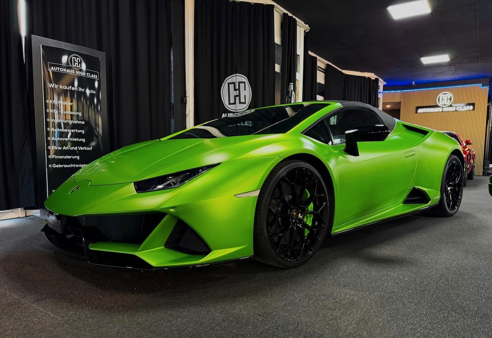 LAMBORGHINI Huracan