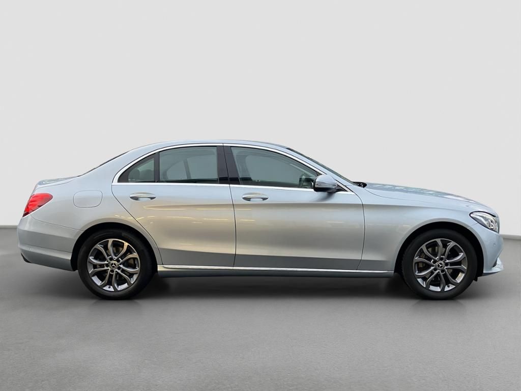Fahrzeugabbildung Mercedes-Benz C 220 d AVANTGARDE*DISTR*MULTIB*NAV*SITZH*KAMERA