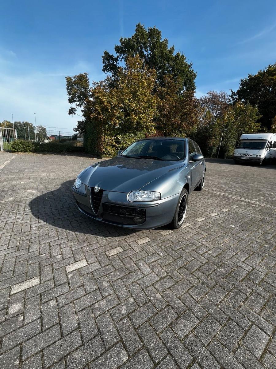 Alfa Romeo 147