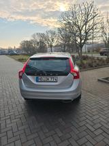 Volvo V60 D4 Automatik, Vollausstattung, Leder - Volvo V60 von privat