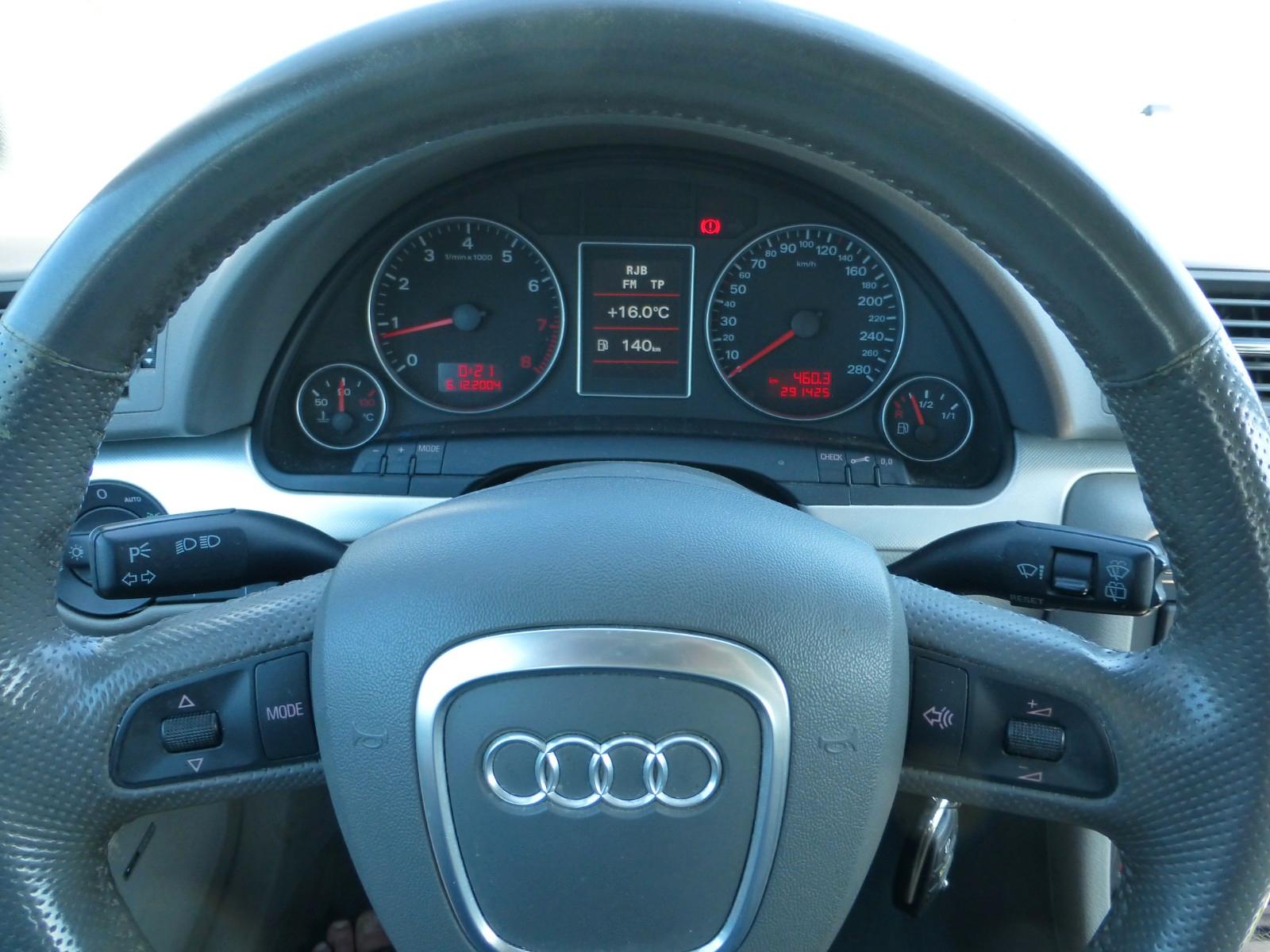 Audi A4 2005 — photo 7