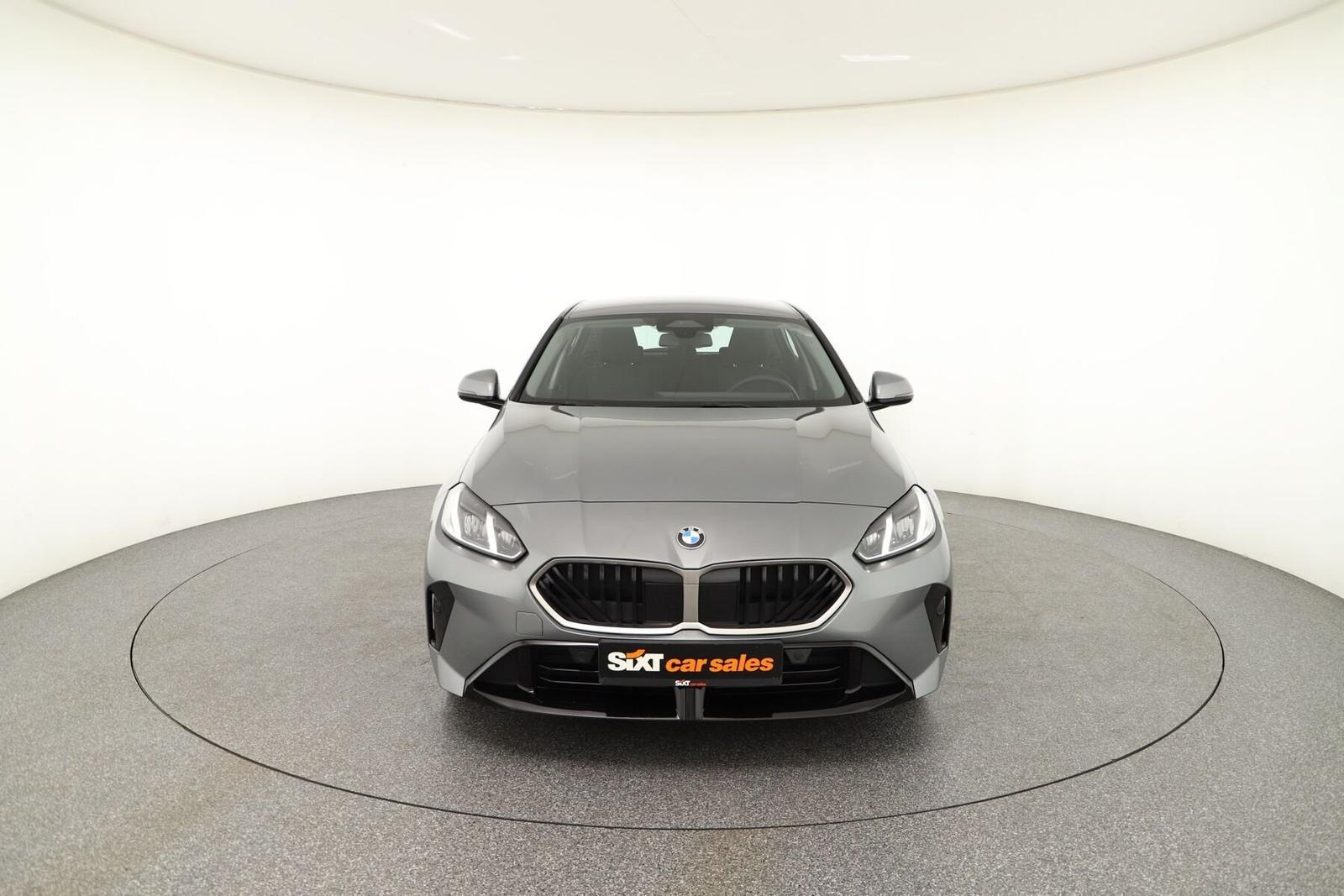 BMW 1 Series i M Sport Design NAV SHZG ParkAss+RFK Alarm, миниатюра 3
