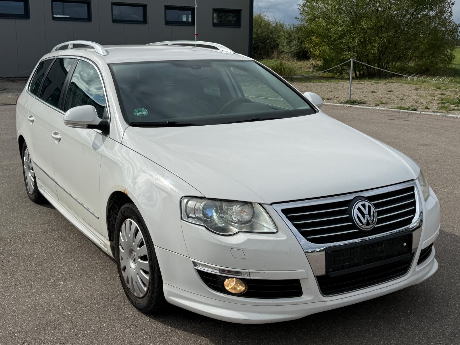 Volkswagen Passat 2009 — rear view