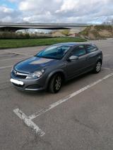 Opel Astra GTC 1.4 Twinport GTC - Opel Astra aus 2005: Gtc