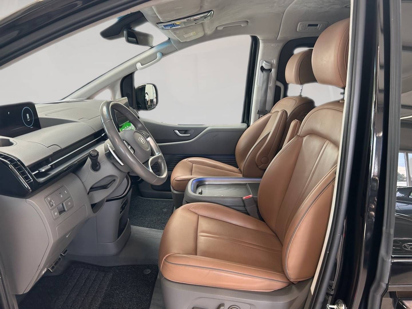 Fahrzeugabbildung Hyundai STARIA 7-Sitzer SIGNATUR/PDC/Navi/Rückfahrkamera