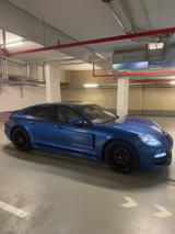 Porsche Panamera 4  - Porsche Gebrauchtwagen in Dormagen