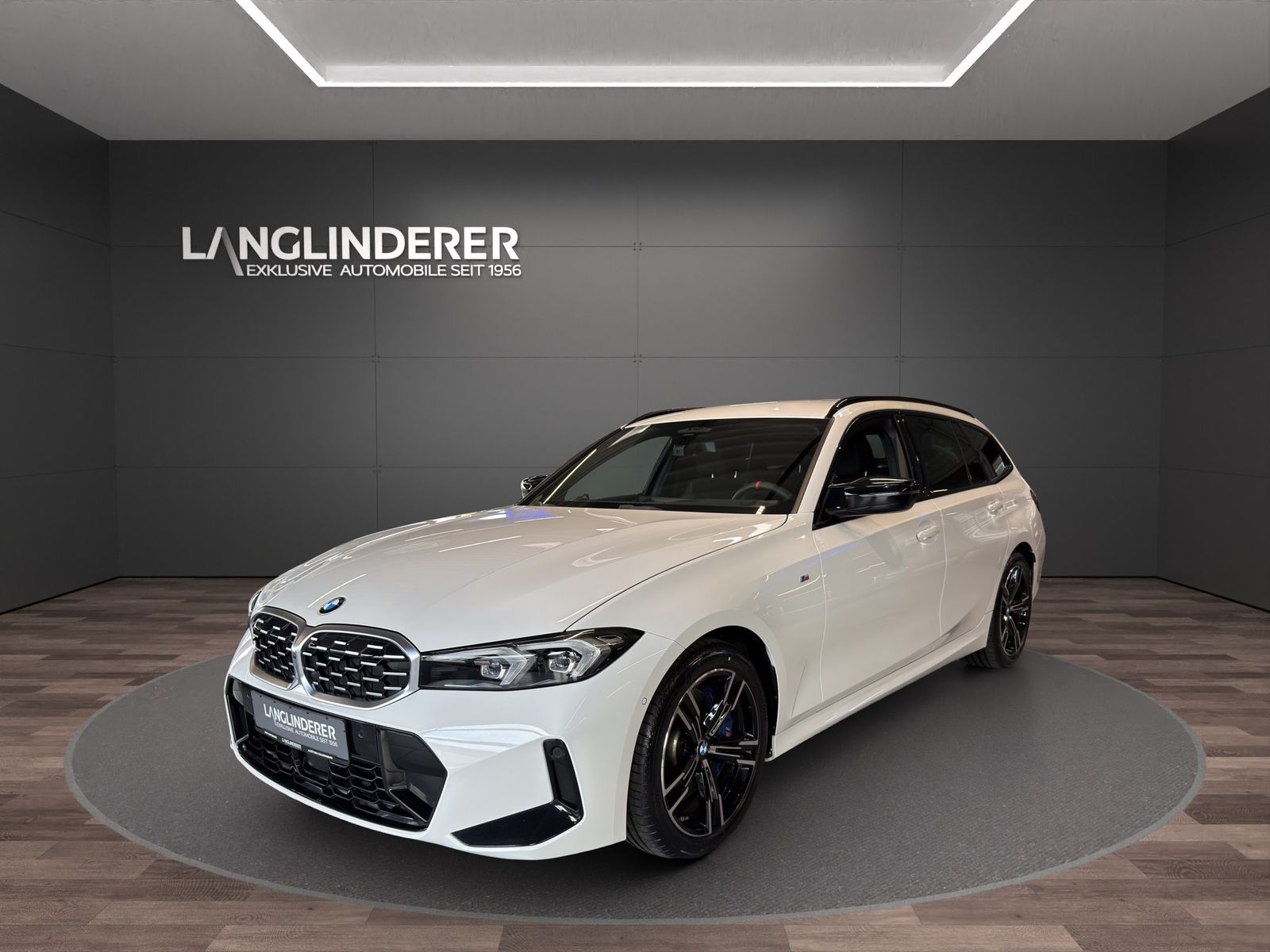 BMW M340i xDrive Touring NP 82.819,- DrivingAssistPr