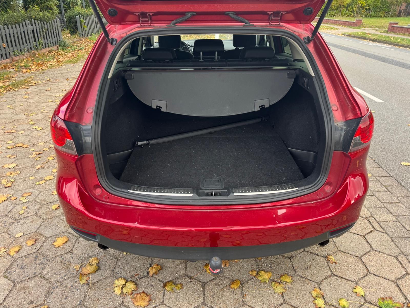 MAZDA 6 BREAK 2.2 SKYACTIV-D 150ch BUSINESS LINE - GPS - PHARES MATRIX LED - ATTELAGE - CLIM BIZONE