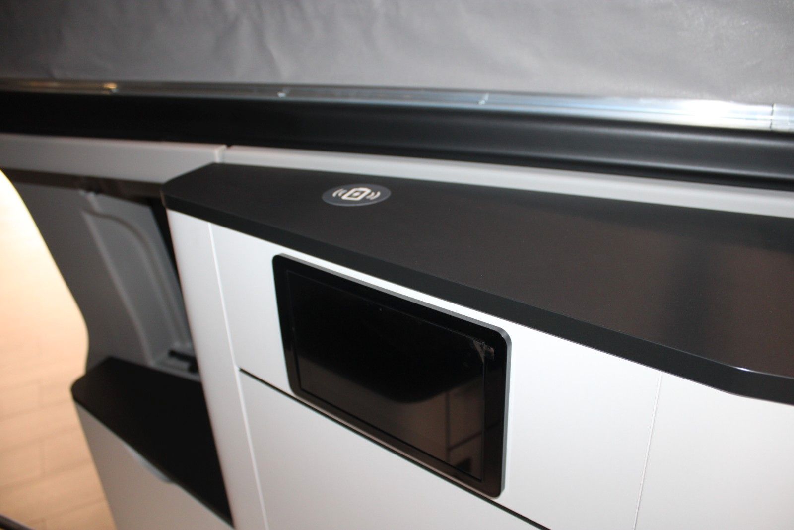 Fahrzeugabbildung Ford NUGGET L2 Active 40 JAHRE EDITION Aufstelldach