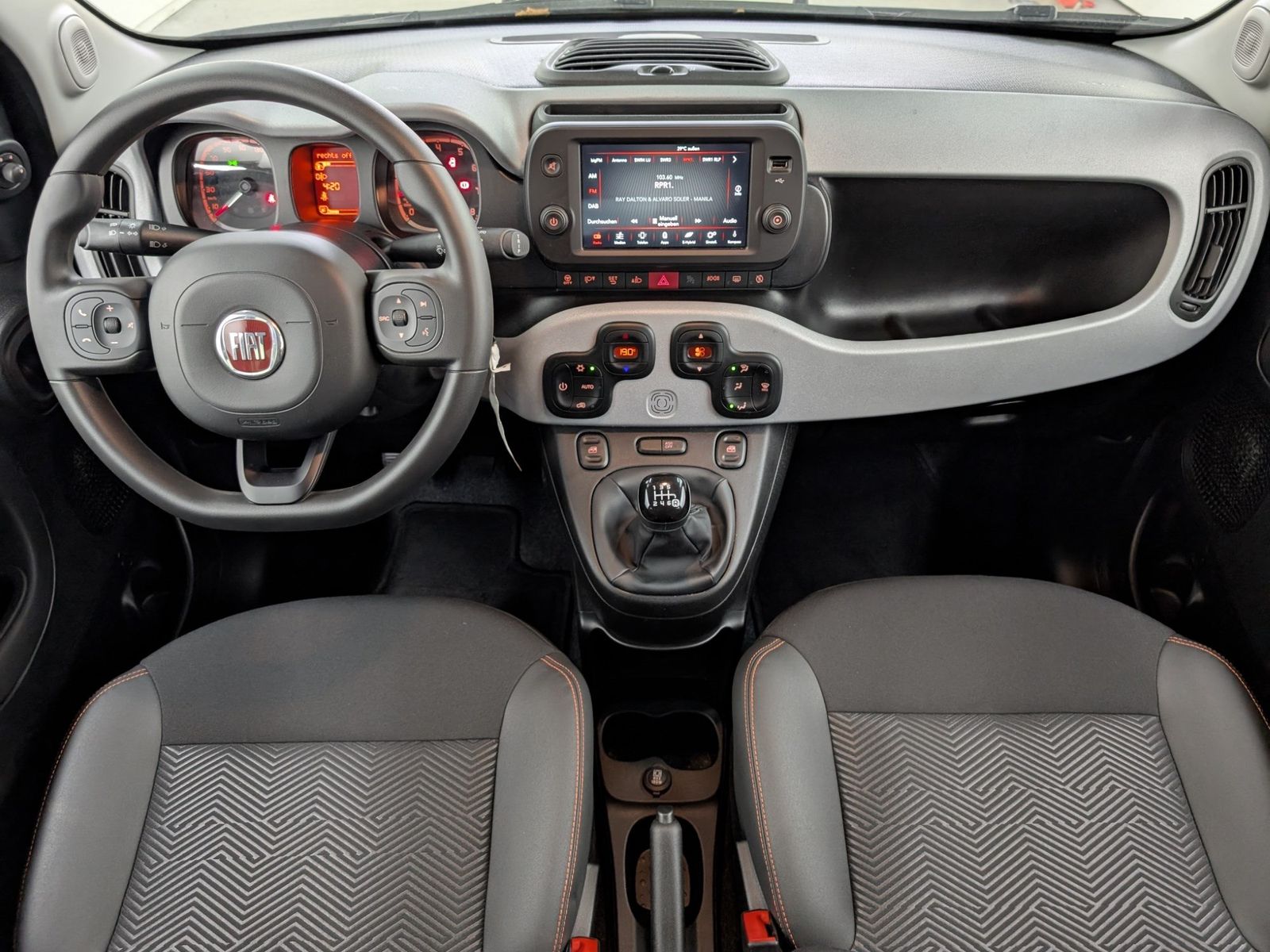 FIAT Panda 1.0 MHEV Garmin AHK – Bild 14
