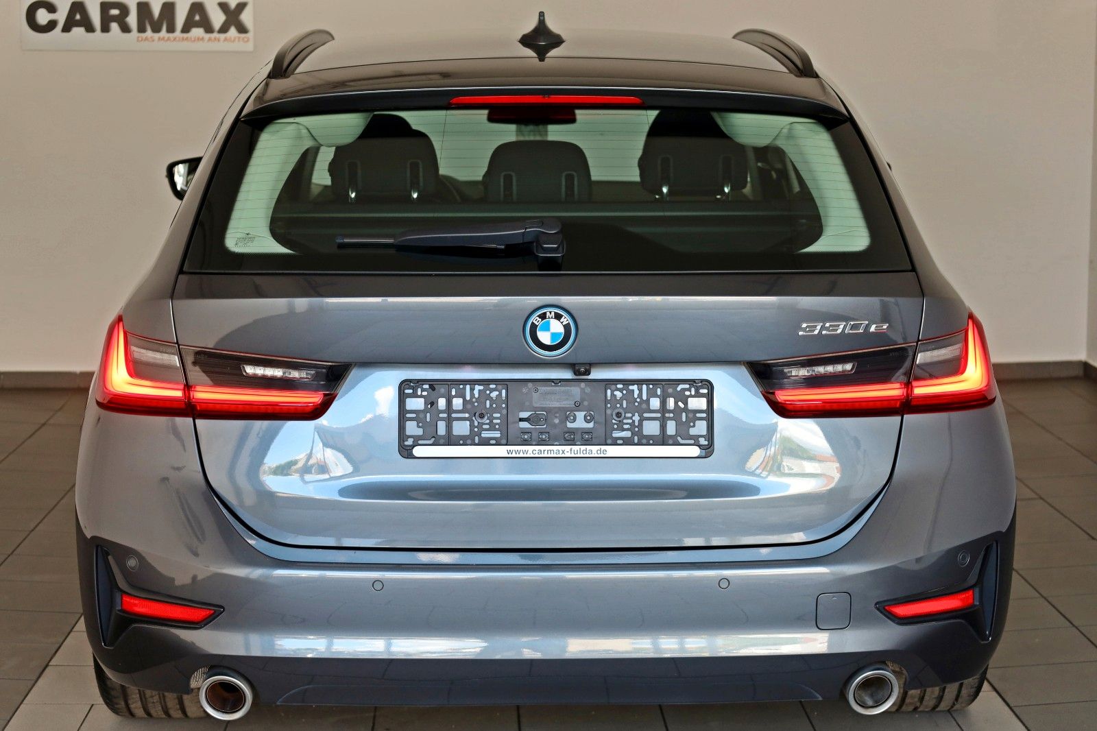 Fahrzeugabbildung BMW 330 e Advantage Touring,Navi,LED,Kamera,Carplay