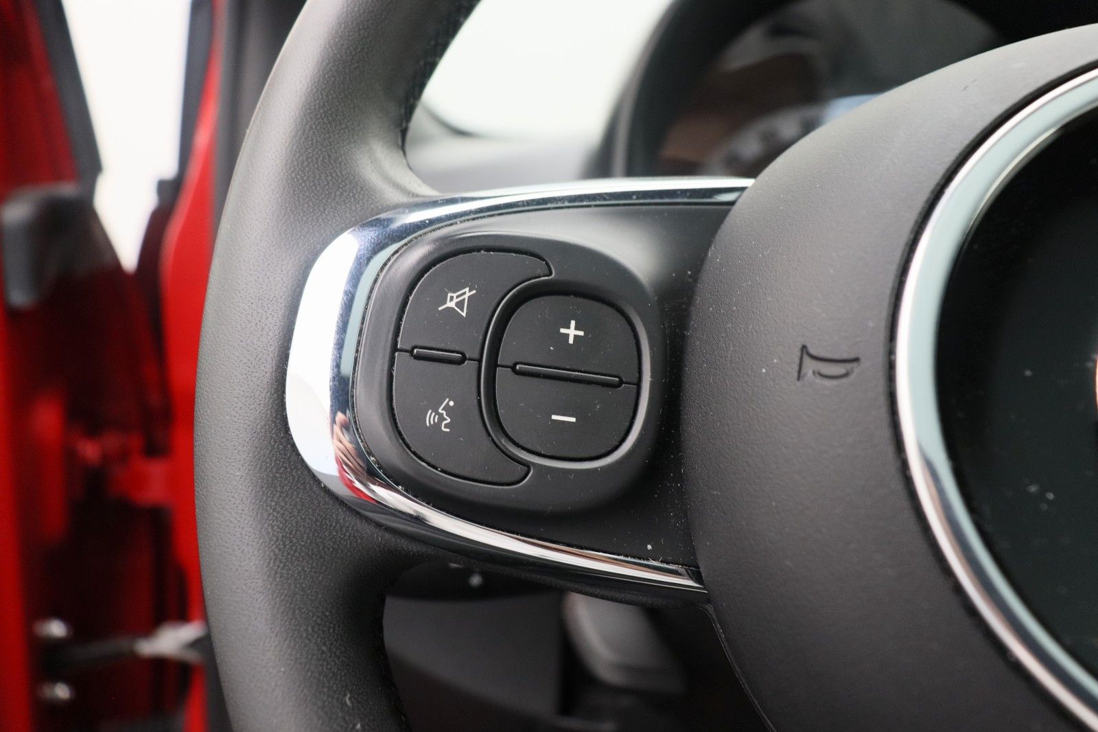 Fahrzeugabbildung Fiat 500 1.0 DolceVita