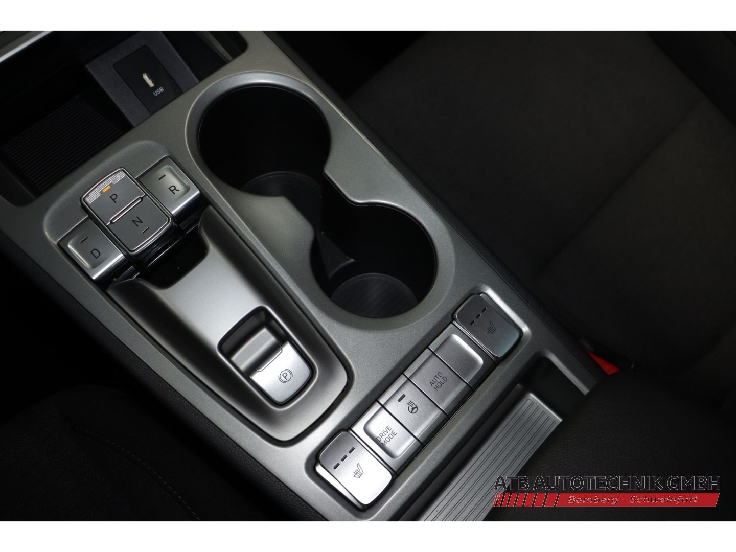 Fahrzeugabbildung Hyundai KONA Elektro Select 2WD 39,2kWh 96,2% SOH ACC Ap