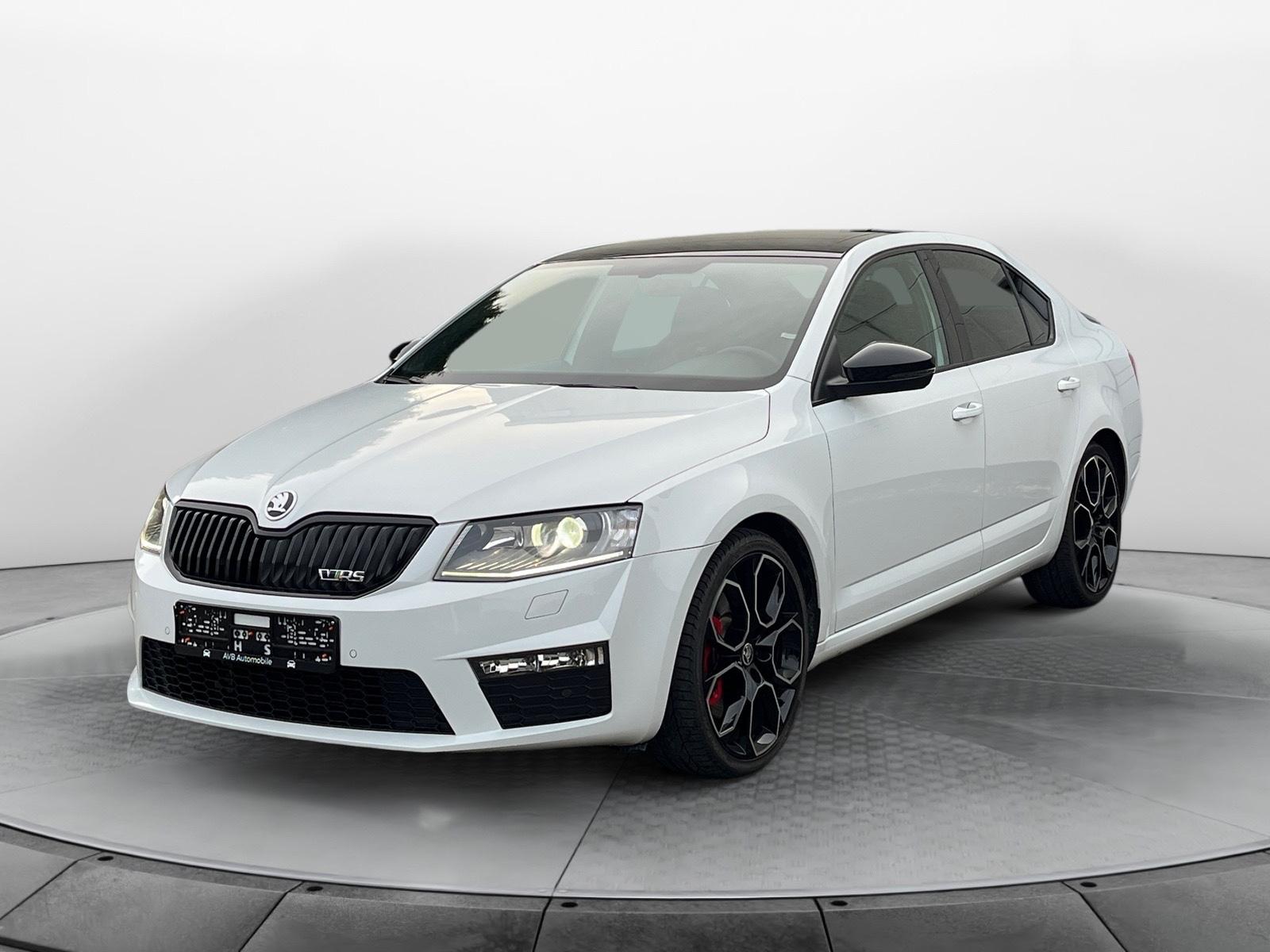Skoda Octavia 2.0 TSI Lim. RS KAM*PANO*NAVI*LEDER*DAB