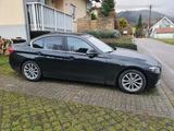 BMW 320d xDrive Advantage Automatik Advantage - BMW 320 Gebrauchtwagen in Freiburg