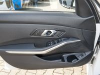BMW 318 - Vorschau Bild 17