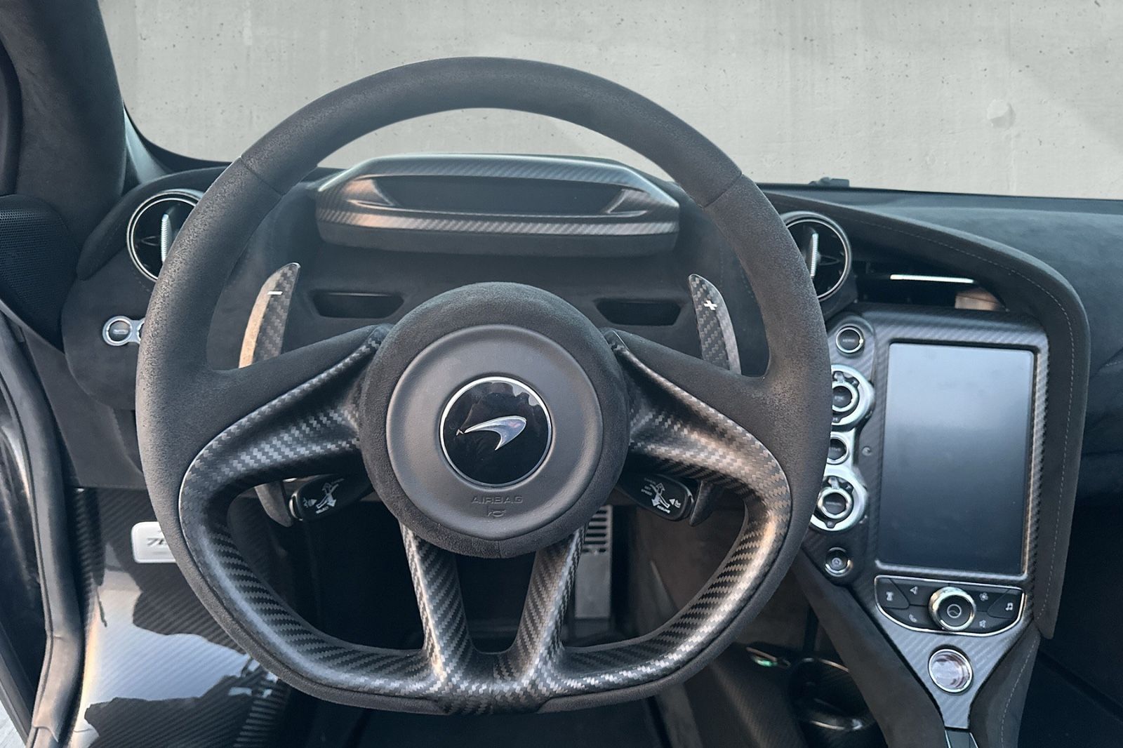 Fahrzeugabbildung McLaren 765LT Spider*All Carbon Packs*Stealth*Lift*