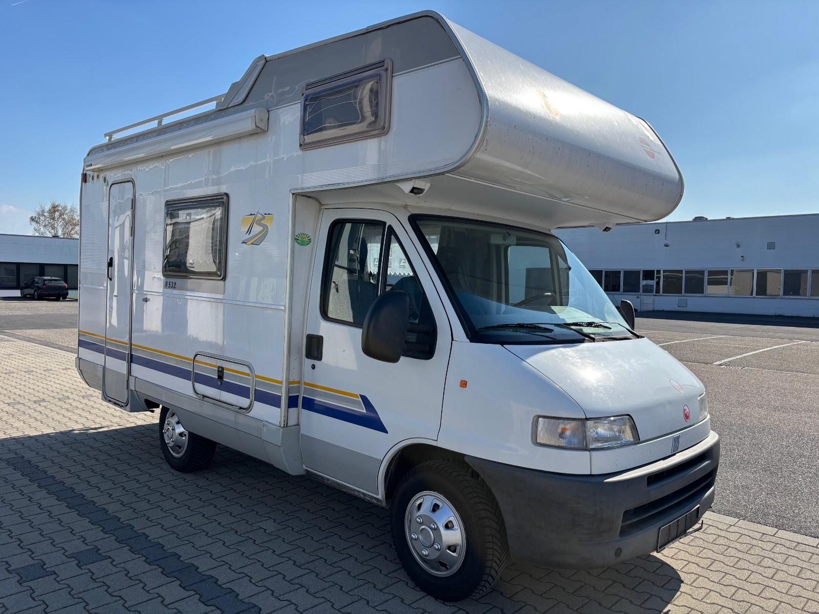 Bürstner A-532 Active Markise Fahrradträger elektr.