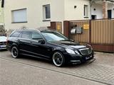 Mercedes-Benz Mercedes E 200 - Mercedes-Benz E 200 in Karlsruhe