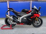 Aprilia RSV4 1100 Factory el. Öhlinsfahrwerk, Brembo usw - APRILIA HAMBURG