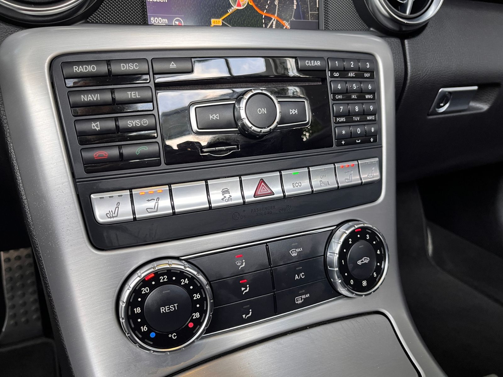 Fahrzeugabbildung Mercedes-Benz SLK 350 BlueEfficiency XENON MEMORY