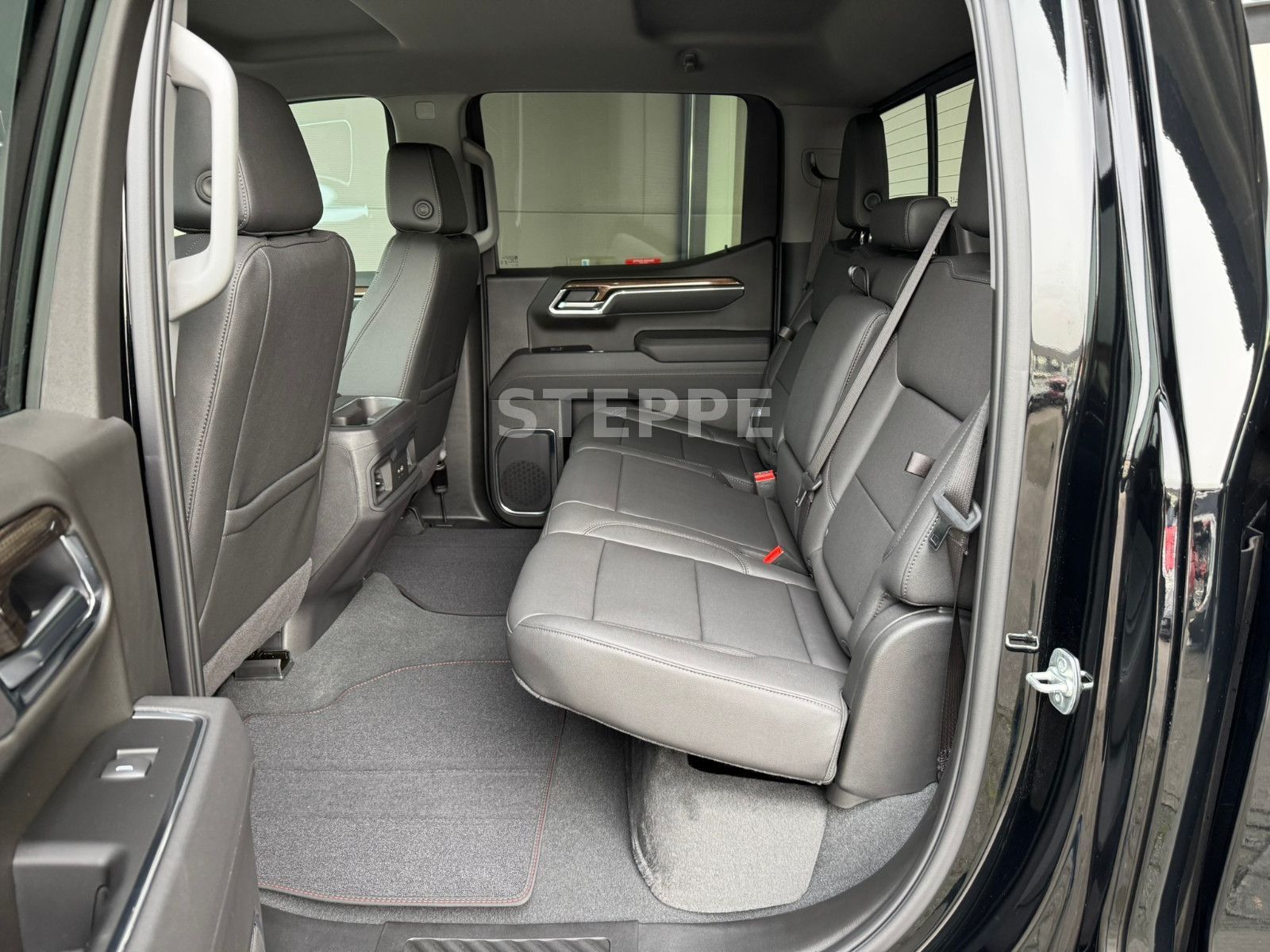 Chevrolet 2025 Silverado LT Trail Boss 6,2V8 Crew Cab. AHK