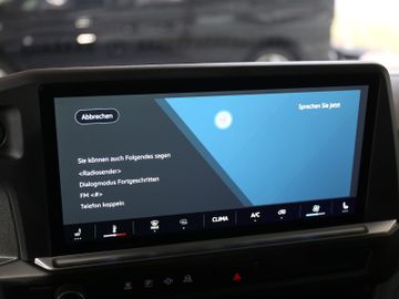 Volkswagen T7 Transporter 2.0TDI 110kW KR LED KAMERA AHK