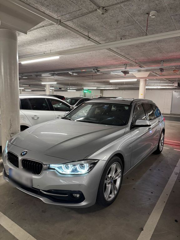 Image of BMW 320