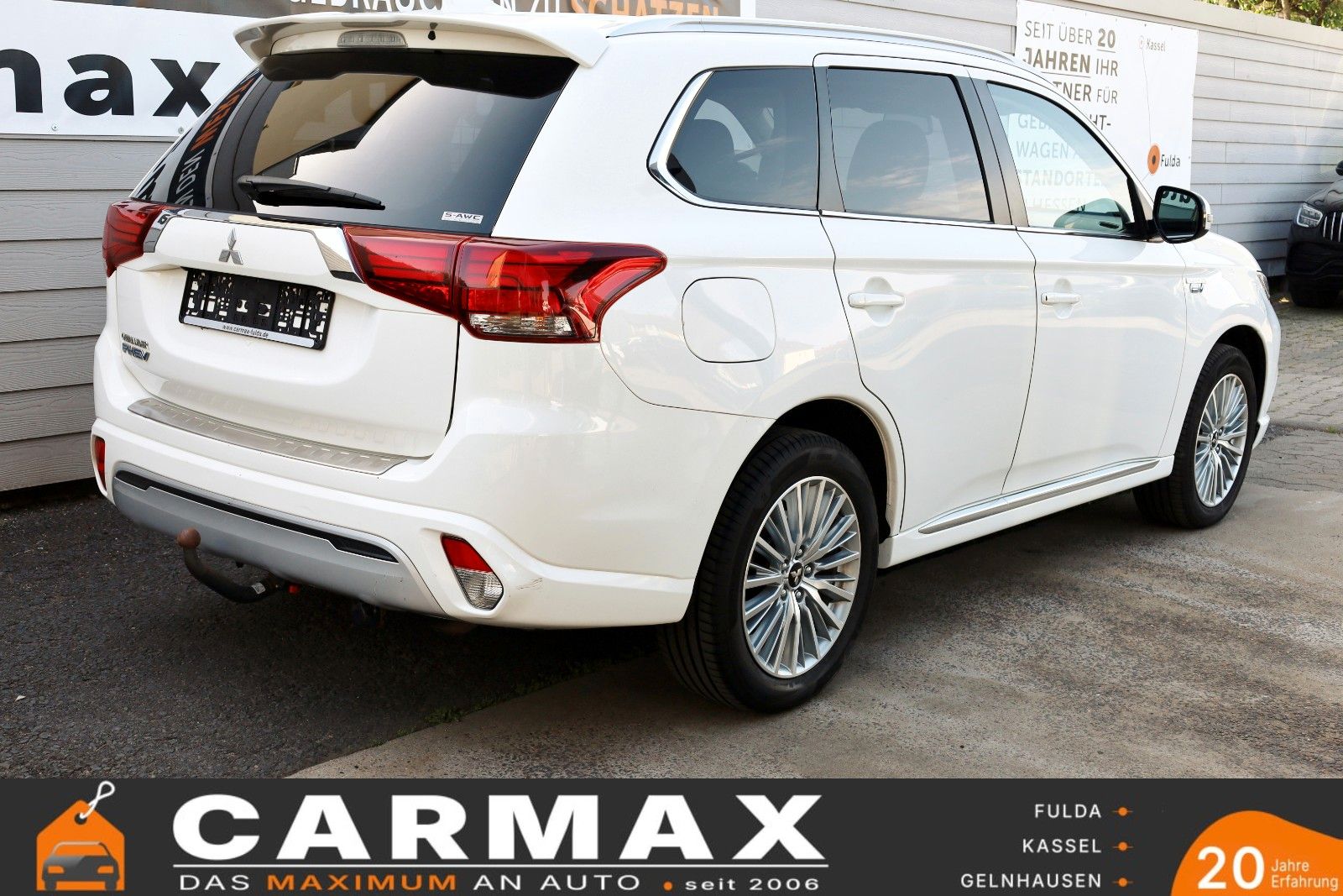 Fahrzeugabbildung Mitsubishi Outlander PHEV 4WD SH,PDC,Kamera,AHK,SR+WR