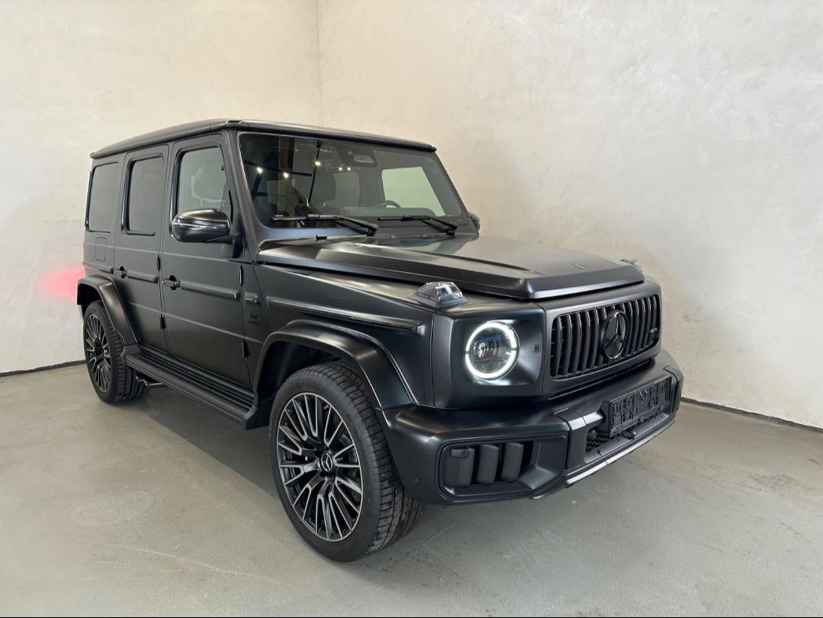 Mercedes-Benz G 63 AMG/MAGNO/A22/NIGHT/CARBON/2026