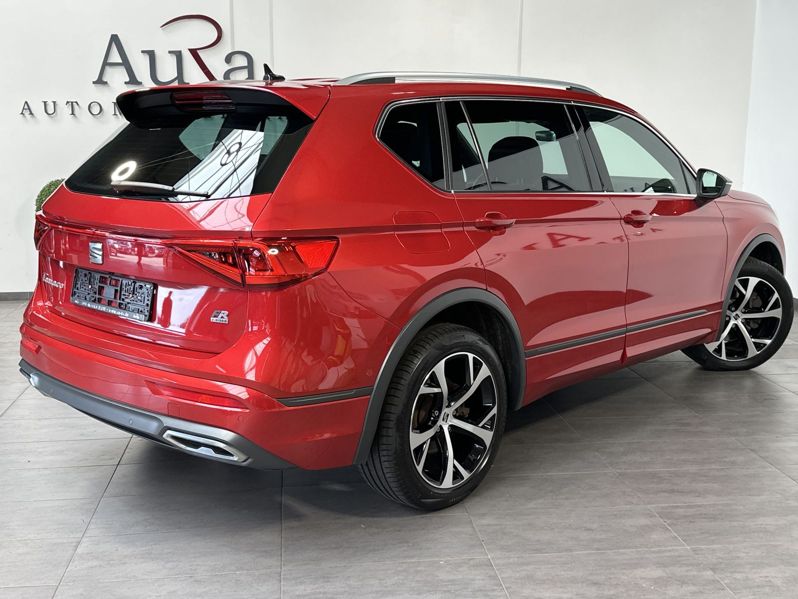 Fahrzeugabbildung SEAT Tarraco 1.4 TSI DSG FR e-Hybrid NAV+LED+AHK+PANO
