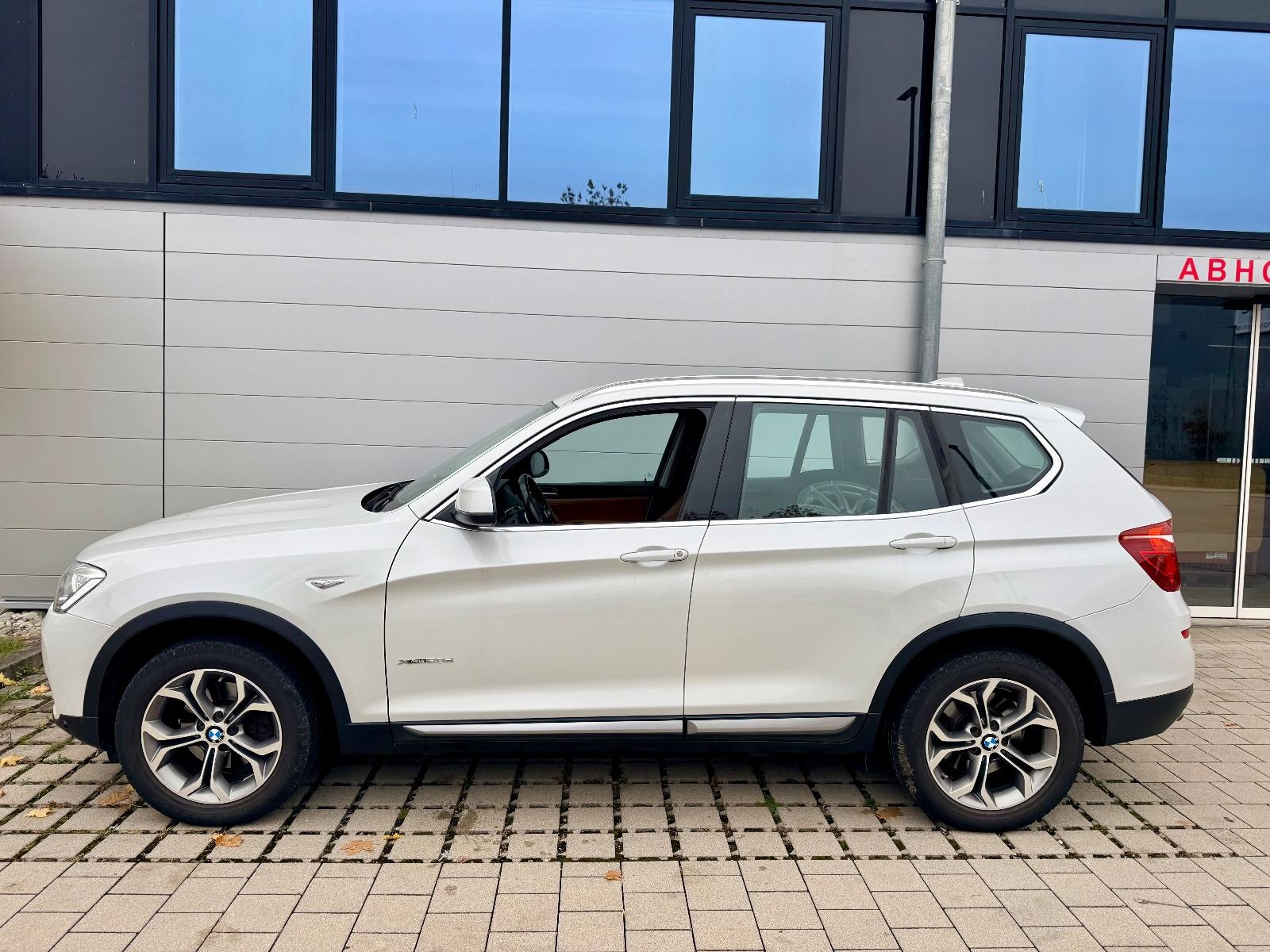 BMW X3 2.0 D Autom. X-Line Leder/Navi/Panorma/Head-U