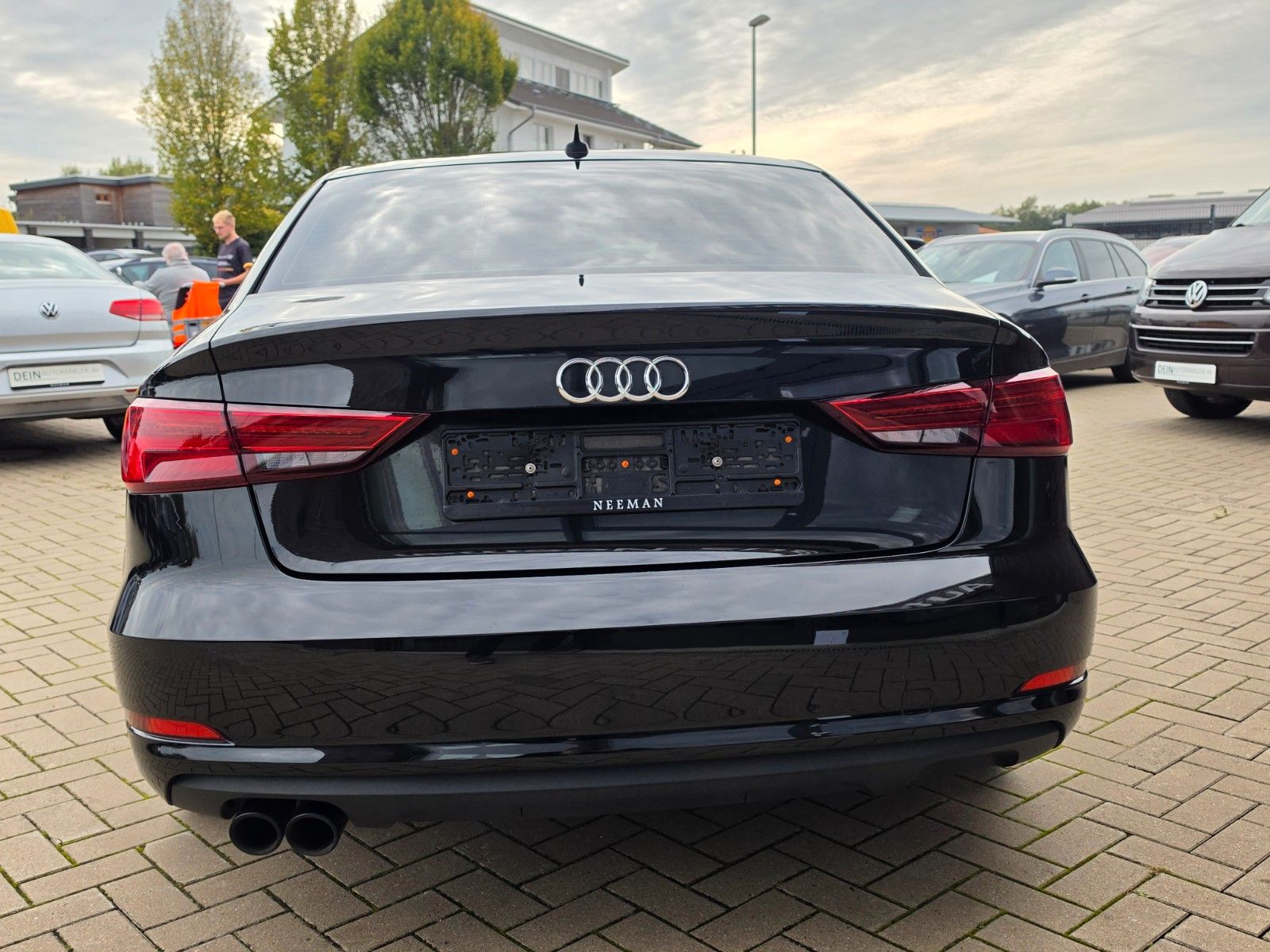 Fahrzeugbild 4