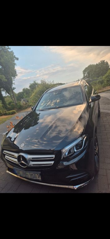 Image of Mercedes-Benz GLC 250