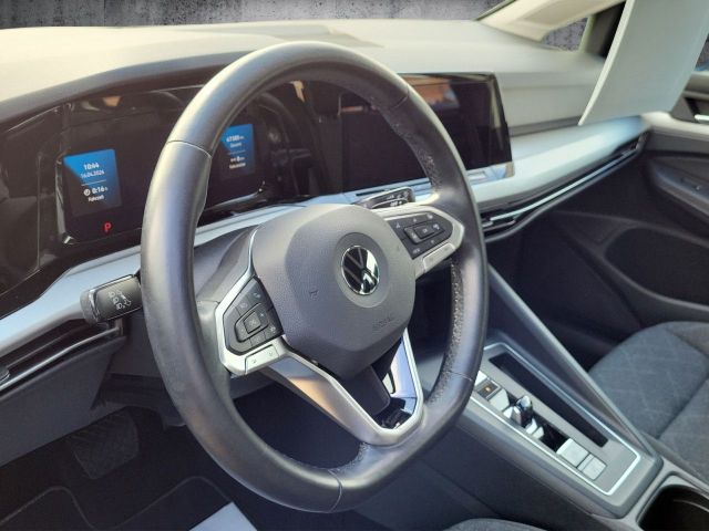 Golf VIII 1.5 l eTSI Life Aut. Navi Pro SHZ