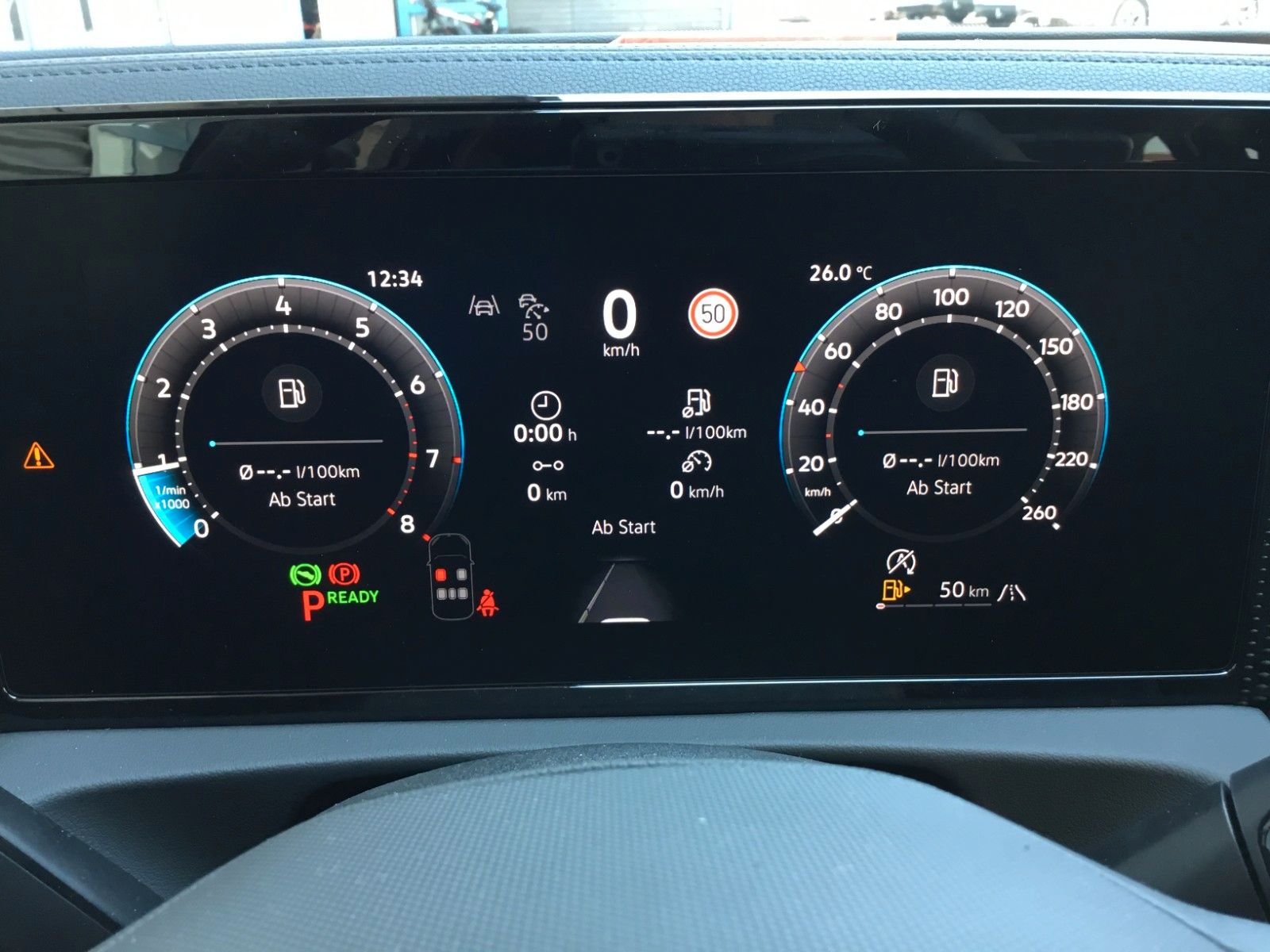 Fahrzeugabbildung Volkswagen Tiguan 1.5 eTSI DSG Life+AHK+360°+18"+LED+AppCon