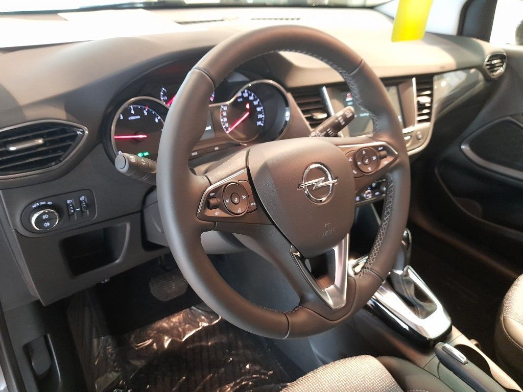 Fahrzeugabbildung Opel Crossland 1.2 Automatik Elegance