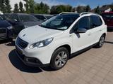 Peugeot 2008 Style "Panoramadach/111932KM"Lücklos Scheck - Peugeot 2008 Style mit Benzin-Antrieb