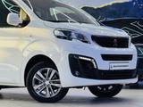Peugeot Traveller Business L3 Behindertengerecht-Lift - gebrauchte Peugeot Traveller aus dem Jahr 2019