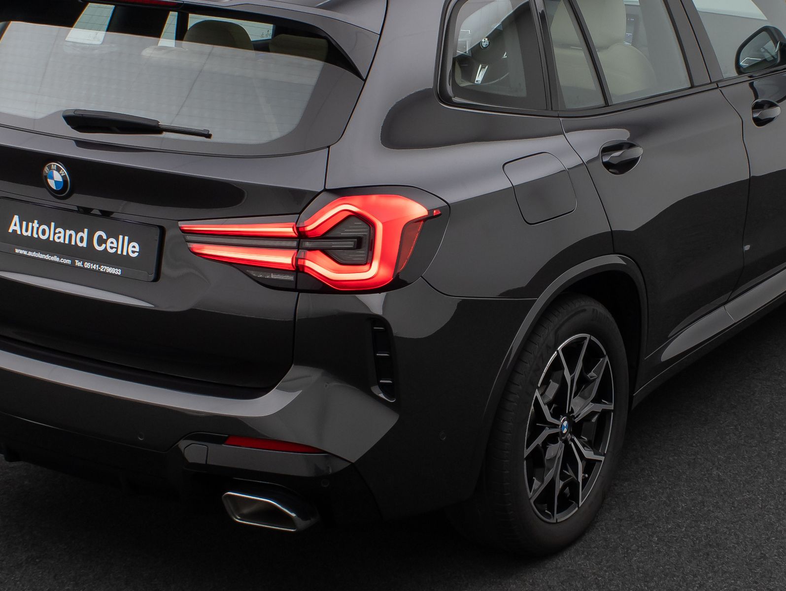 Fahrzeugabbildung BMW X3 xD20d  M Sport Laser Panorama 360°HUD DAB 19"