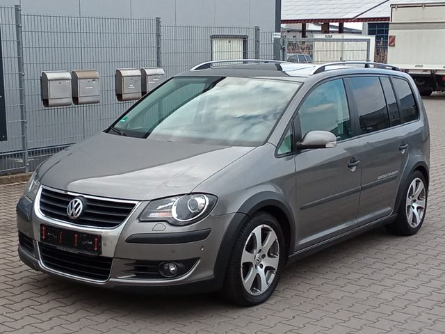 Volkswagen Cross Touran 2.0 TDI DSG Highline 7 Sitze