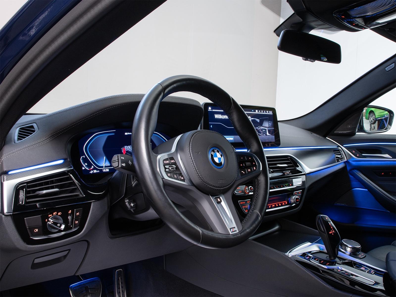 BMW 530 E TOURING 292CH - M-SPORT - HUD - HAYON ÉLECTRIQUE - HISTORIQUE ENTRETIEN BMW - 43.800 KMS