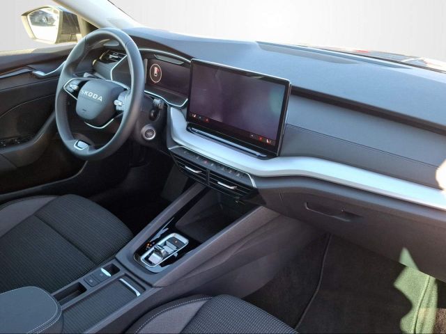 OCTAVIA COMBI 2.0 TDI DSG SELECTION CAM+ACC+NAVI