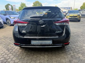 Toyota Auris - 4