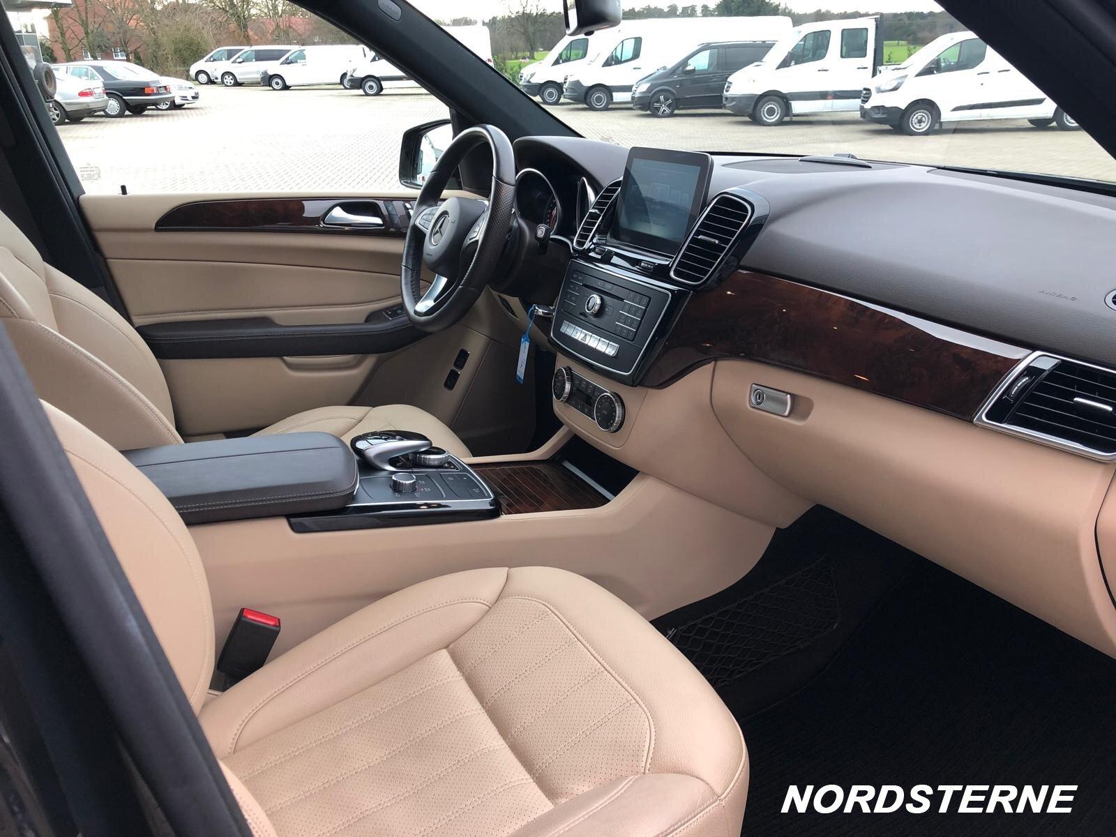 Mercedes-Benz GLE 350 d 4M AMG-Line Leder beige AHK LED Comand