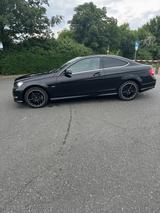 Mercedes-Benz 220 CDI - Mercedes-Benz 220 aus 2014