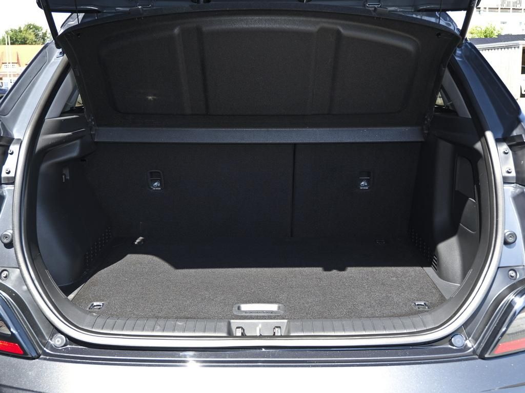 Fahrzeugabbildung Hyundai KONA TREND ELEKTRO 2WD KAMERA LED SPUR PDC TEMPO