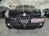 Alfa Romeo Giulietta Turismo 2.0 JTDM QV SPORTIVA*BI-XENON - Alfa Romeo: Sport