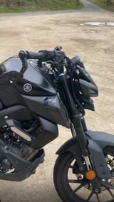 Yamaha MT-125 Akrapovic - YAMAHA MT125